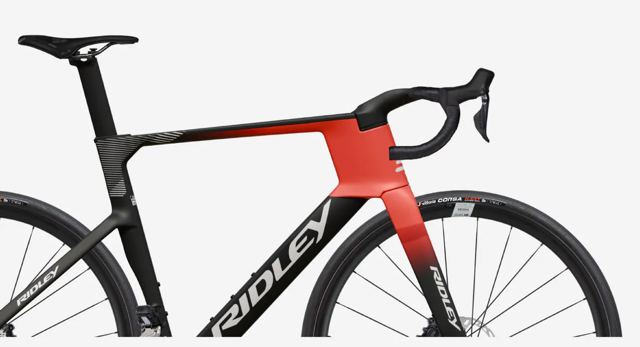 Ridley Noah Fast 配色：Uno-X Replica 2026 車隊版