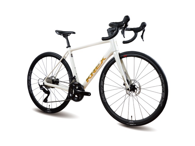 KREX H2 Extreme 碳纖維公路車，珍珠白配色