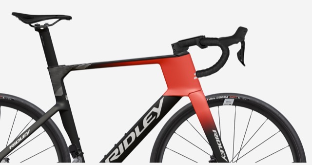 Ridley Noah 3.0 配色：Uno-X Replica 2026 車隊版